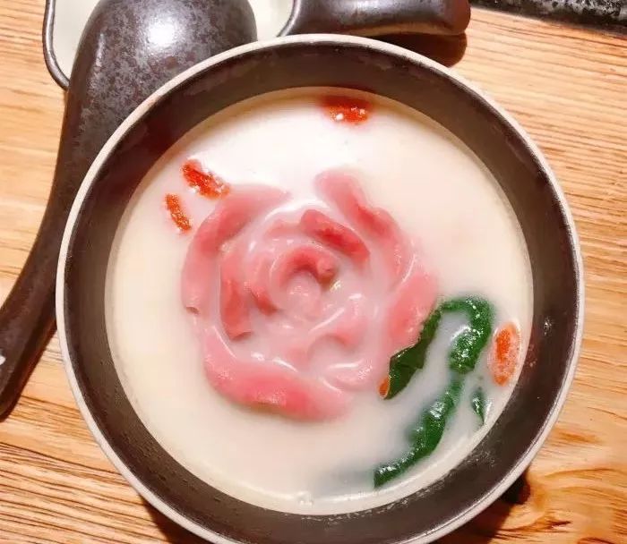 这些店卖得都是假货!我却不忍心投诉!