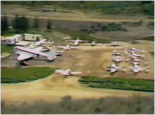 淫乱、*杀暗**、*听窃**、投毒残害近千人……此人罪行累累,却被包装成大师,出书600多本,影响至今