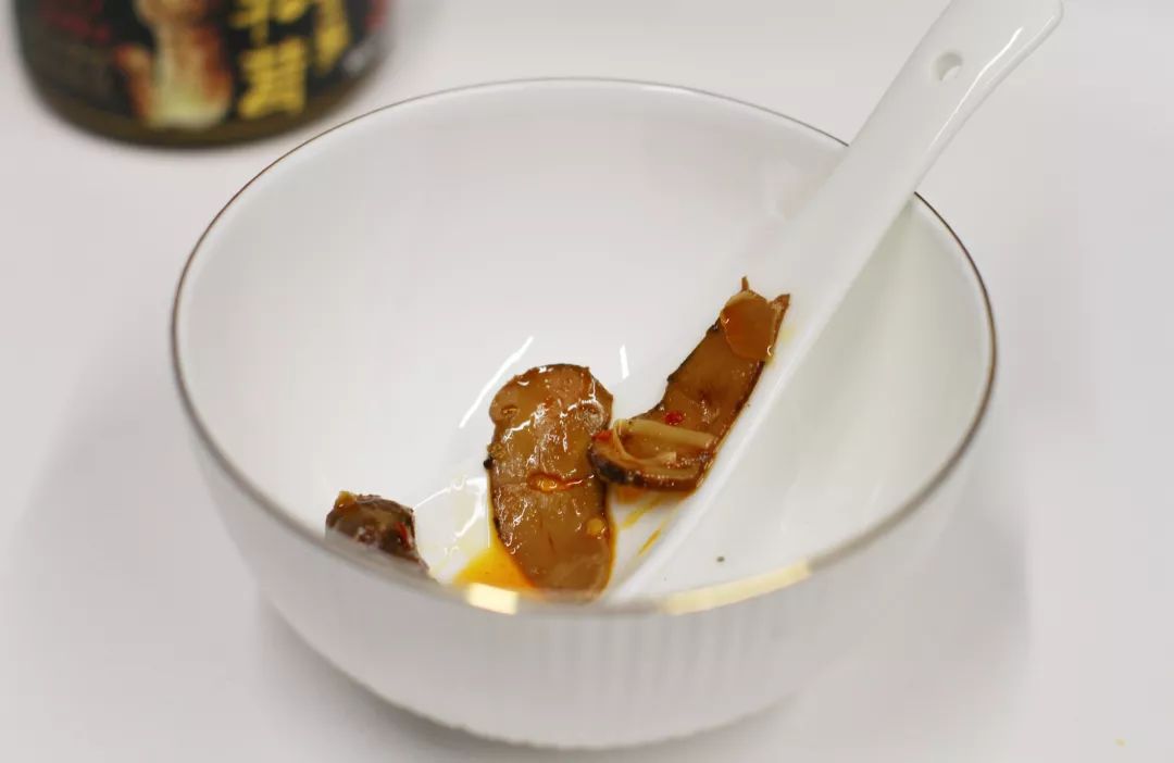 本周上新|番薯黄夹,贵妃芒,松茸金笋酱……一口吃掉一个春天!