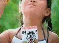 一个杯子100元,一个杯子100块钱