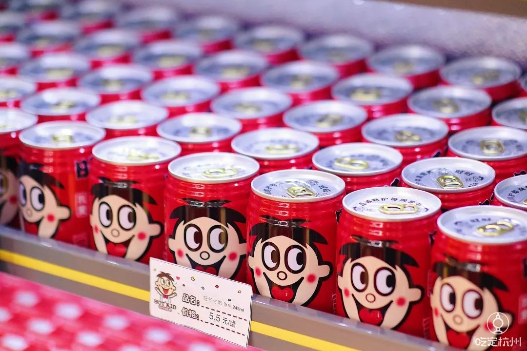 一个杯子100元,一个杯子100块钱