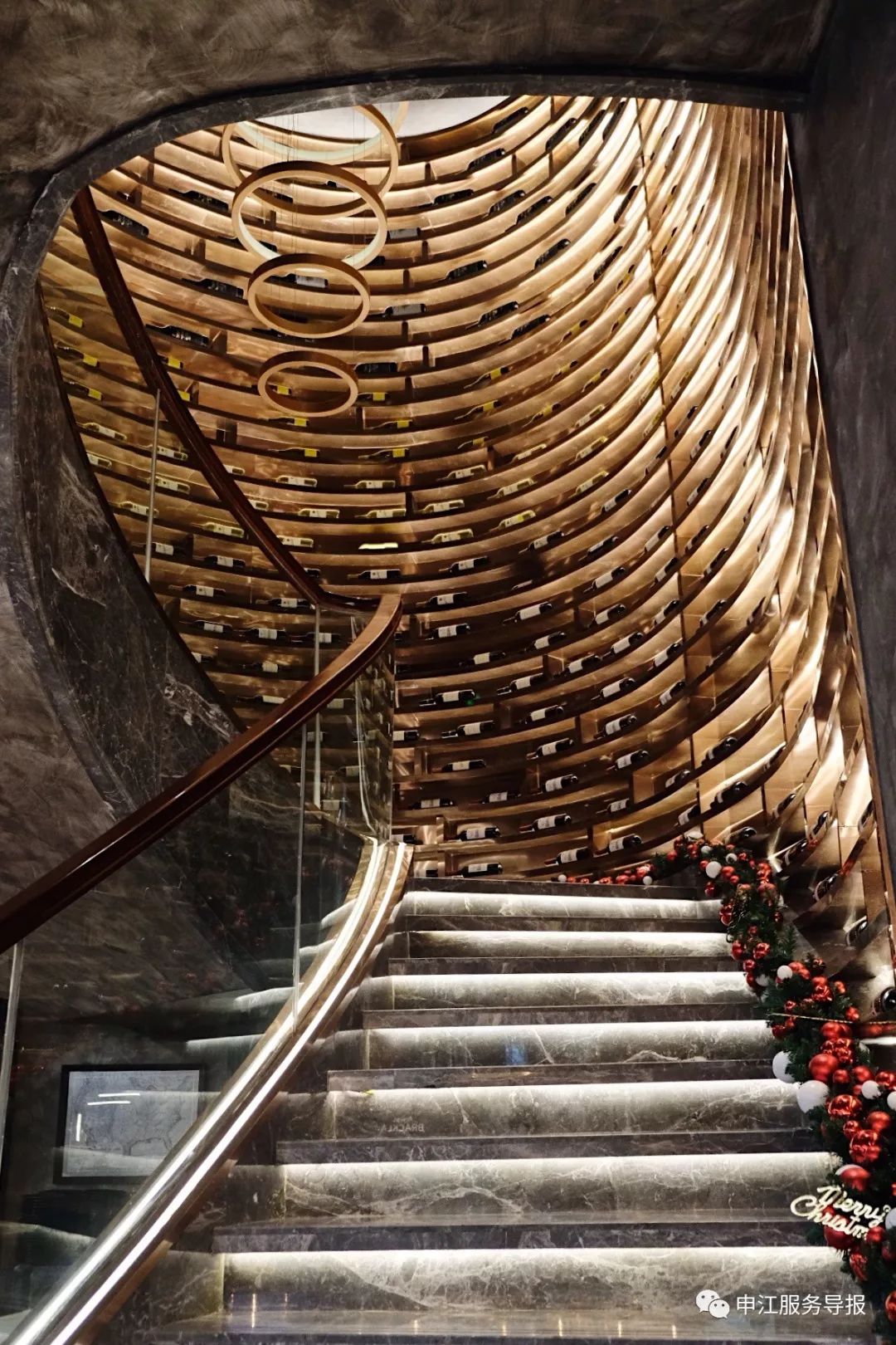 “奶”大了无数上海小囡的光明开西餐厅了！竟然不卖牛奶？