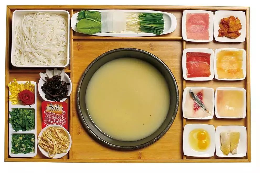 2019昆明吃土青年图鉴｜倔强潮人手把手教你精致穷