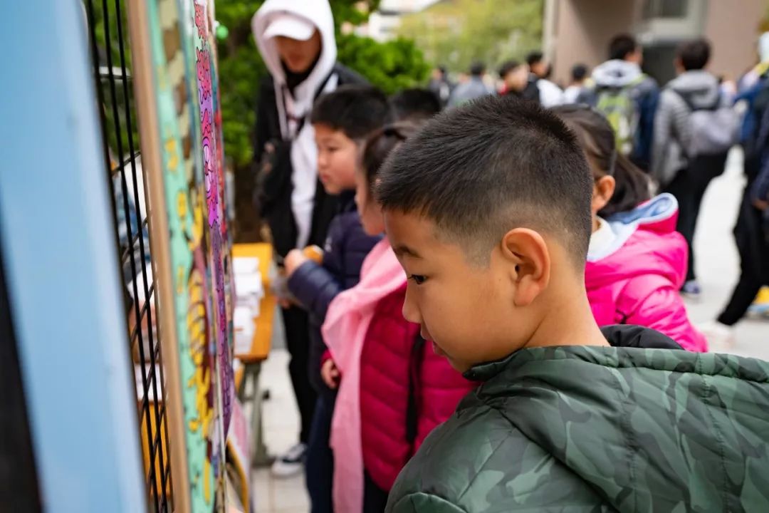 新年的第一天，沸点滑板进驻了深圳中学「今朝有九」游园会！