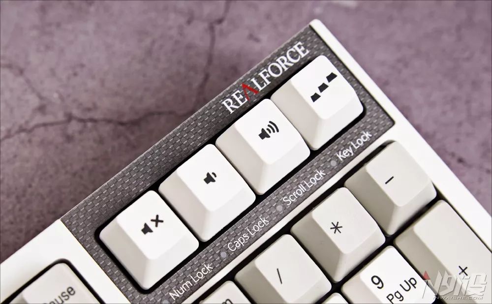 realforce燃风的pfu联名版,realforcepfu联名