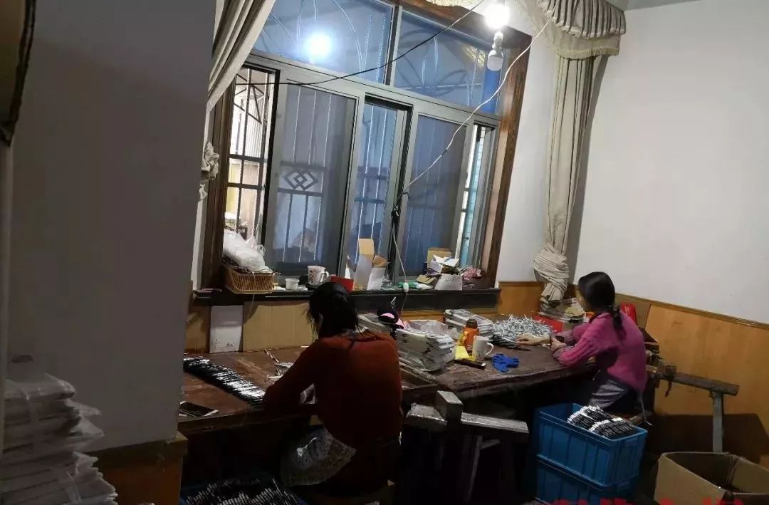 紧急!成本不超1元,生产过程触目惊心!你老婆可能正在用!