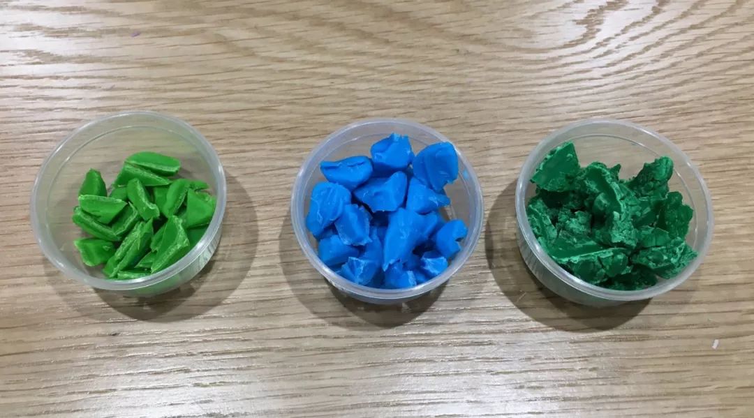 彩泥豌豆宝宝,大米彩泥作品