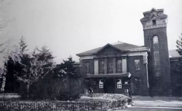 长春老照片1983年的长春街景,长春市珍贵老视频