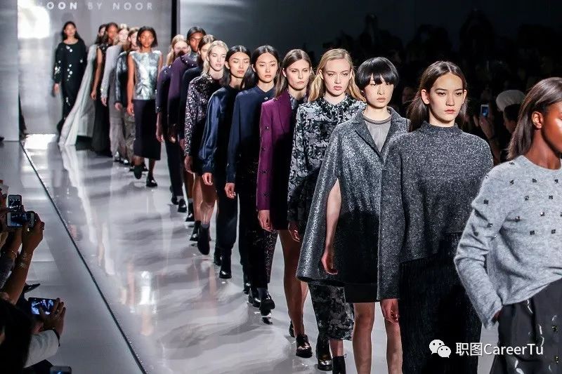 鍒橀洴妯＄壒鑱屼笟浠嬬粛,鍒橀洴妯＄壒鑱屼笟鍒嗘瀽