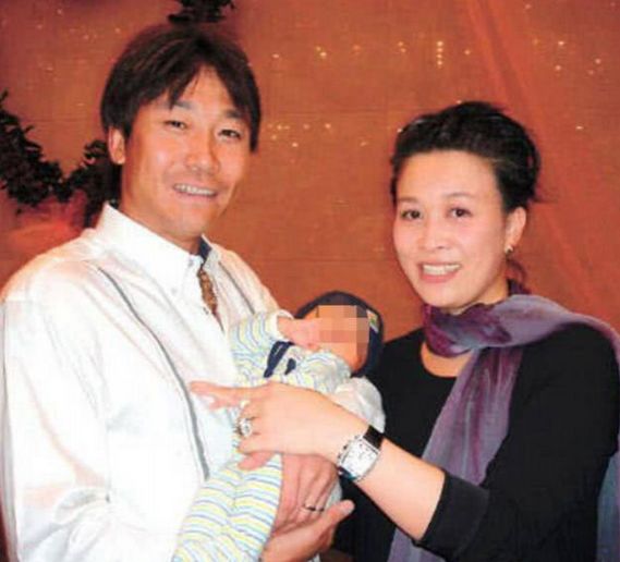 那英前夫高峰现在生活状况如何,那英前夫高峰近照