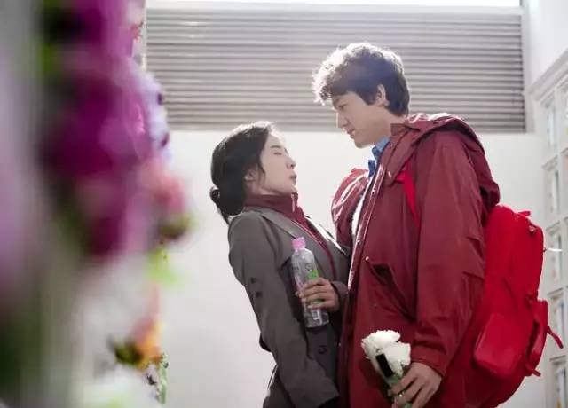 因戏生情结婚,因戏生情终于公布恋情