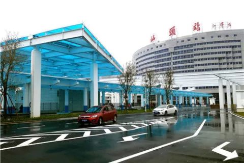 动车组增加到13.5对！汕头火车站这样做，确保站内良好交通秩序！