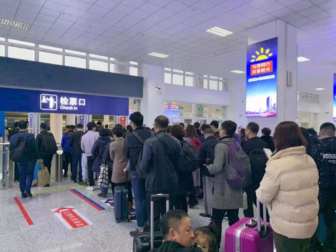 动车组增加到13.5对！汕头火车站这样做，确保站内良好交通秩序！