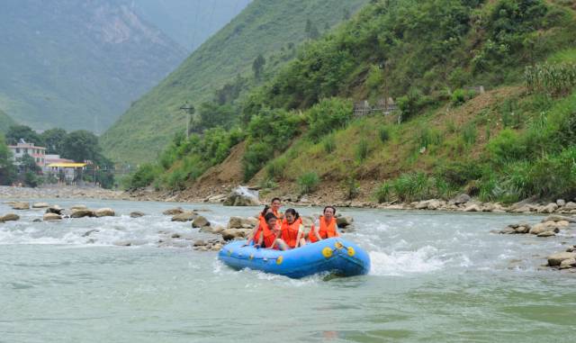 重庆清凉避暑好去处推荐,重庆主城周边免费野外游泳耍水