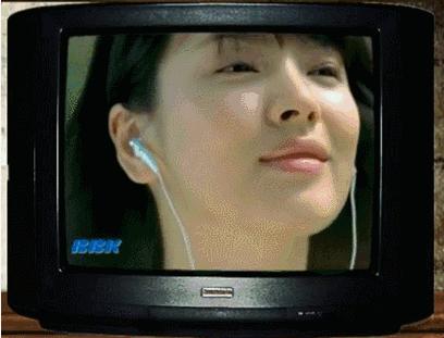 这些如果都看过你已经不再年轻了!周二下午的电视3碟连放的新科VCD……