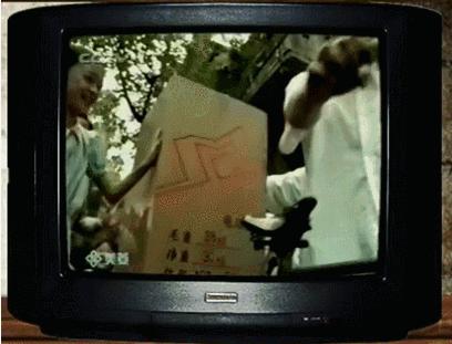 这些如果都看过你已经不再年轻了!周二下午的电视3碟连放的新科VCD……