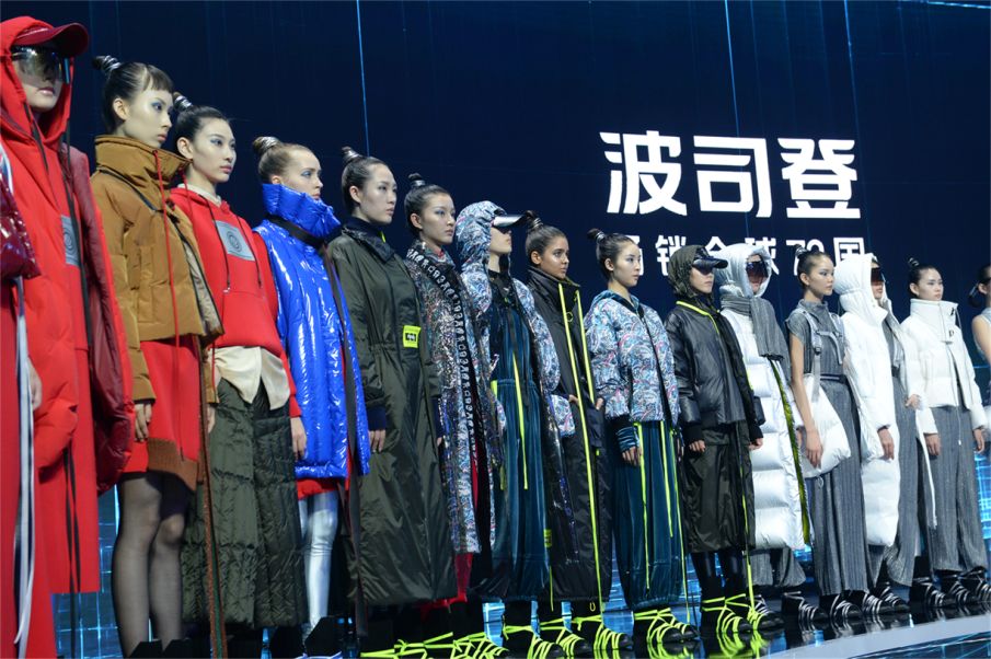 加拿大鹅为什么要和波司登比较 (加拿大鹅和波司登哪个抗寒)