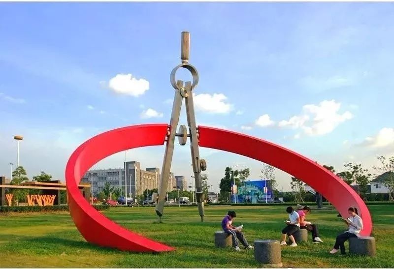 苏州这所小学有194位博士家长，一年上了60多节博士课