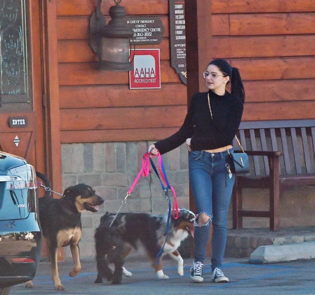 金卡戴珊近日出街,金卡戴珊东京街拍