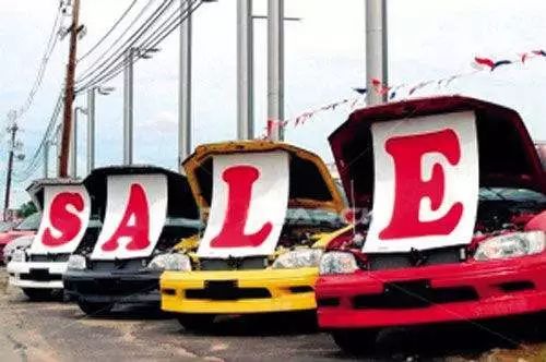 一个四线城市车行老板的中年“赌局”｜经观汽车