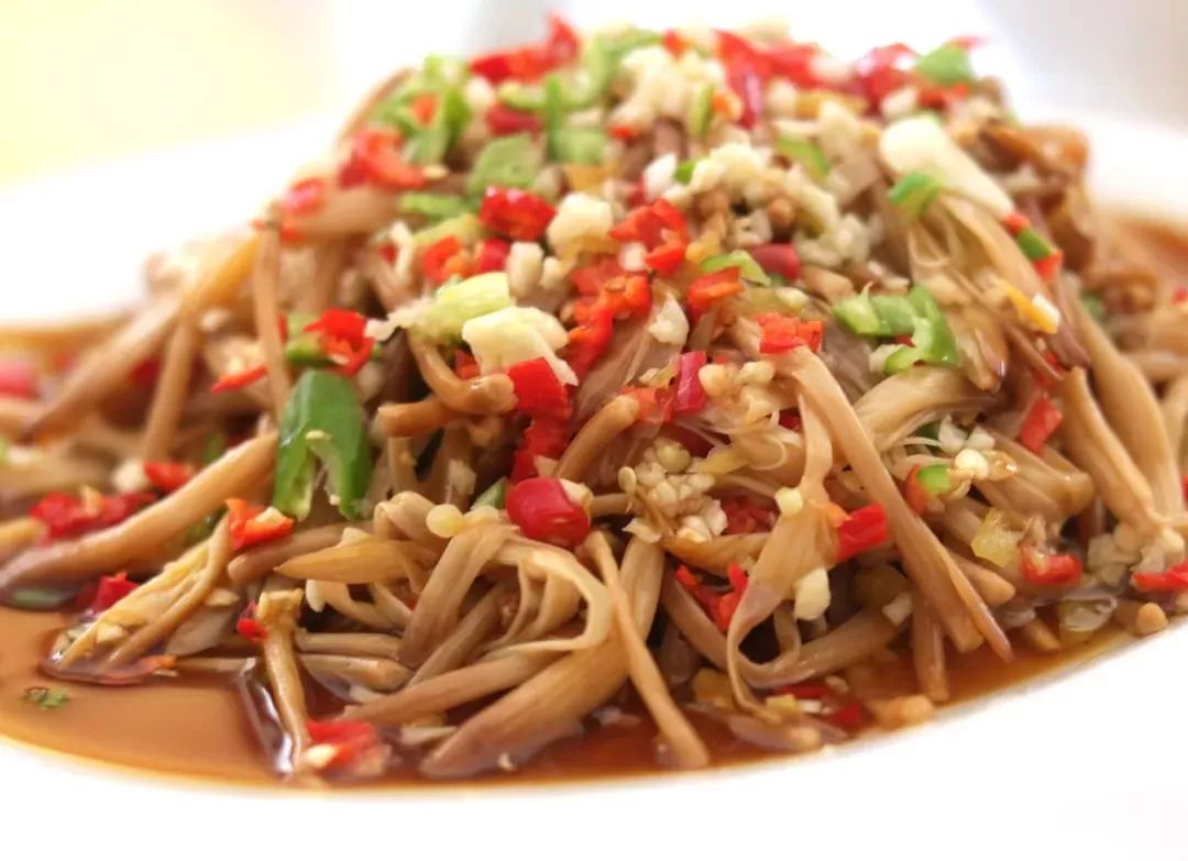 黄花菜治失眠的最佳方法,黄花菜怎样吃能治疗失眠