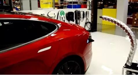 智能洗车赚钱项目是真的吗,无水洗车与全自动洗车哪个更赚钱