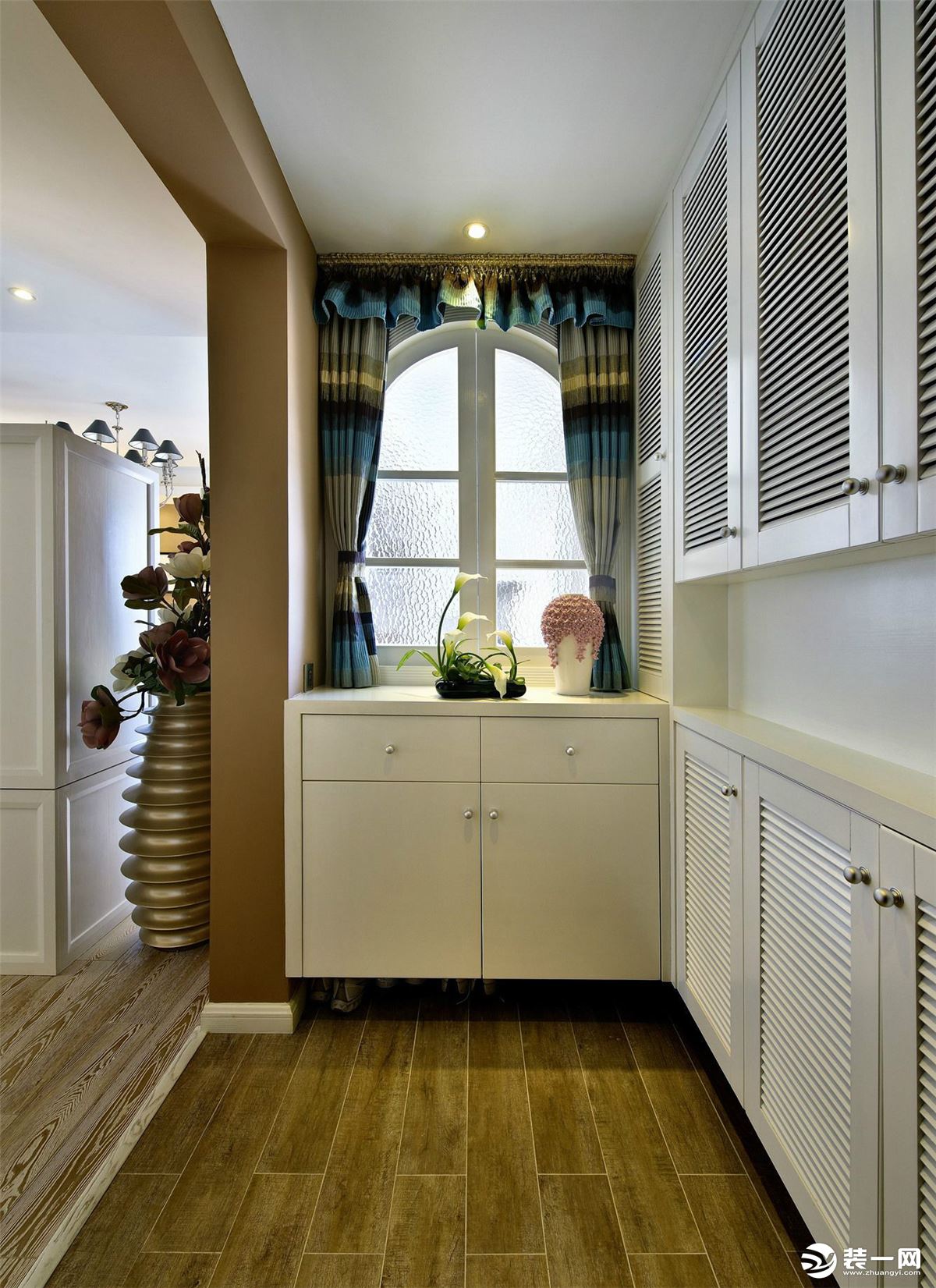 西安现代混搭设计效果图,绿地现代简约装修效果图