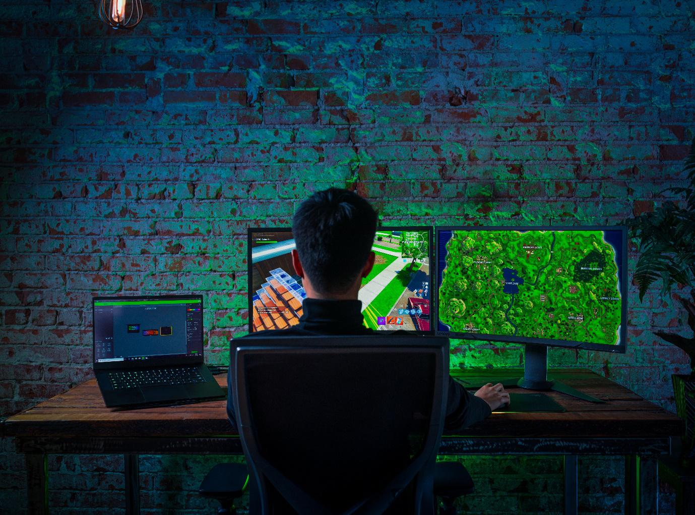 雷蛇灵刃15系统更新,雷蛇笔记本灵刃15游戏测评