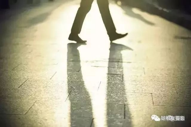 50mm定焦摄影思维,摄影必备的定焦镜头推荐