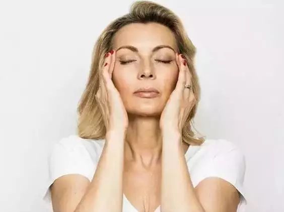 到了冬季就皮肤发痒难耐？这些，你一定要知道！「共享大医生」