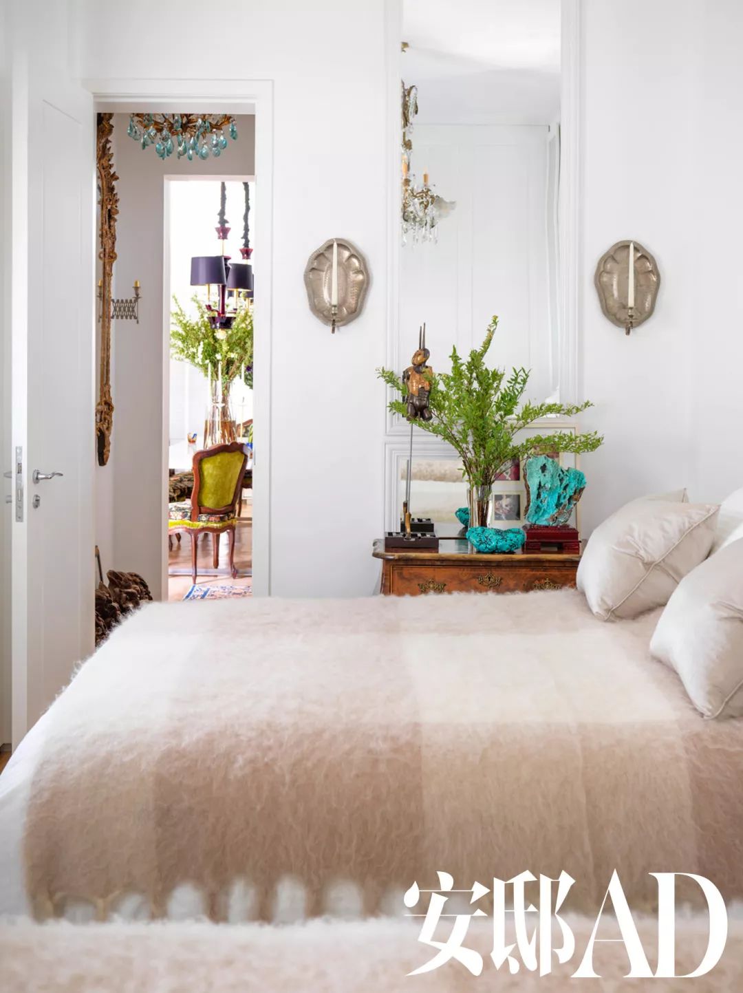 从投行界到设计圈，他给自己建了个“室内桃源”