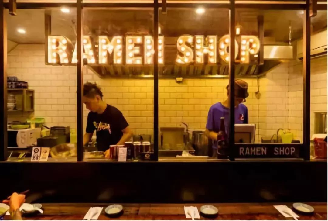 回不去的魔都,回不去的青春回不去的魔都