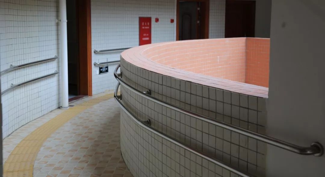 鐧借棨琛楅亾绀句細绂忓埄涓績鎴愮珛鏃堕棿,鐧借棨琛楅亾绀句細绂忓埄涓績