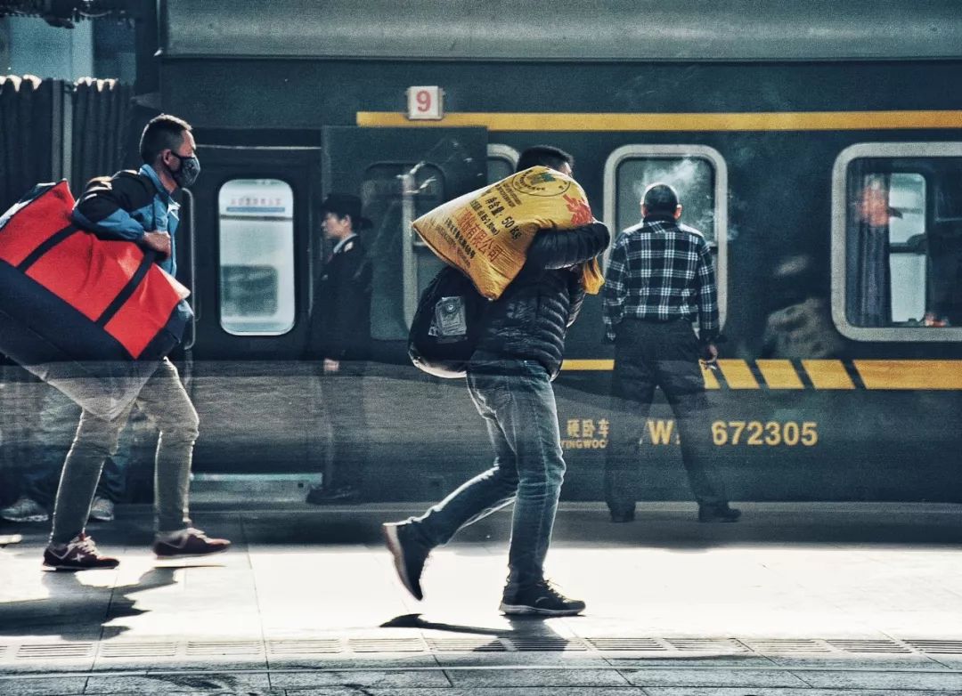 再上六天班就要集体放假,再上3天班就放假但有坏消息