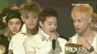 张艺兴弹琴喜剧之王,向往的生活张艺兴唱歌喜剧之王