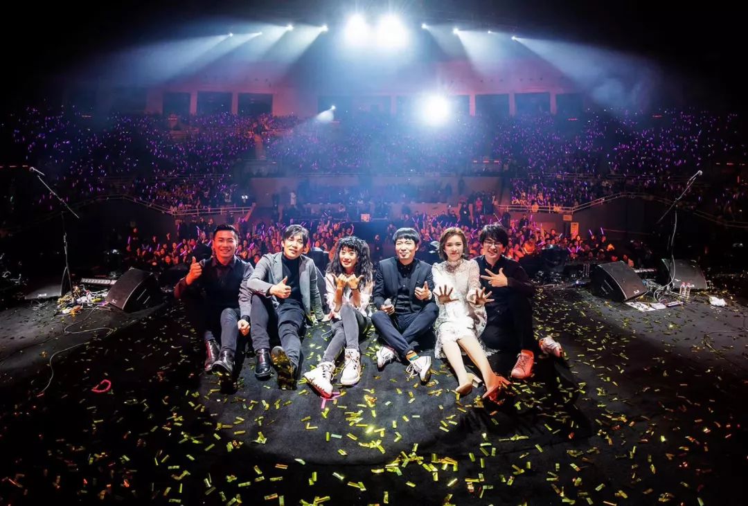 唱机都没有的他们，为什么拼命买黑胶唱片？