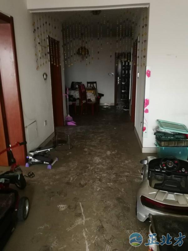 东胜区阳光新城着火事件最新,东胜区居民楼火灾