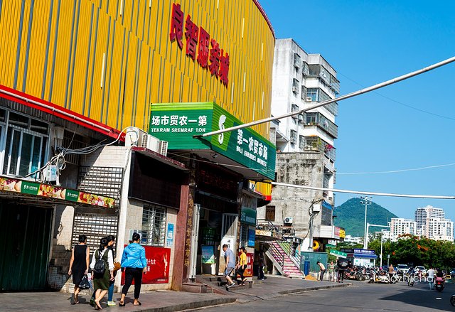 逃离阴冷的成都,到三亚享受这个冬天!