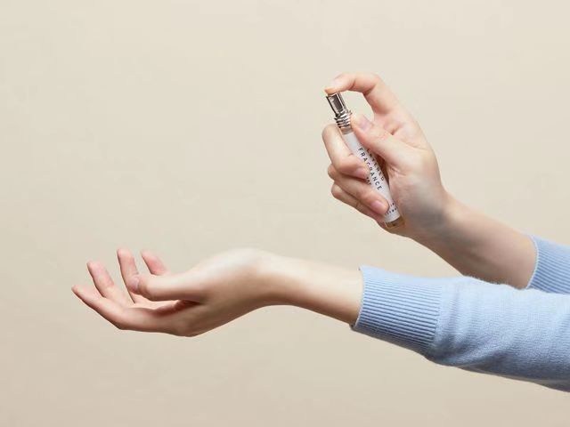 日本持久淡香试管香水,高档试管香水