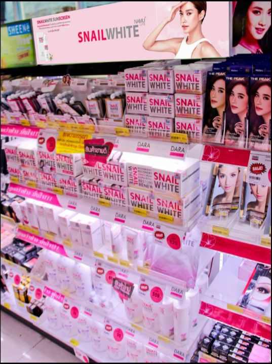 清迈化妆品网红店,清迈美女多吗