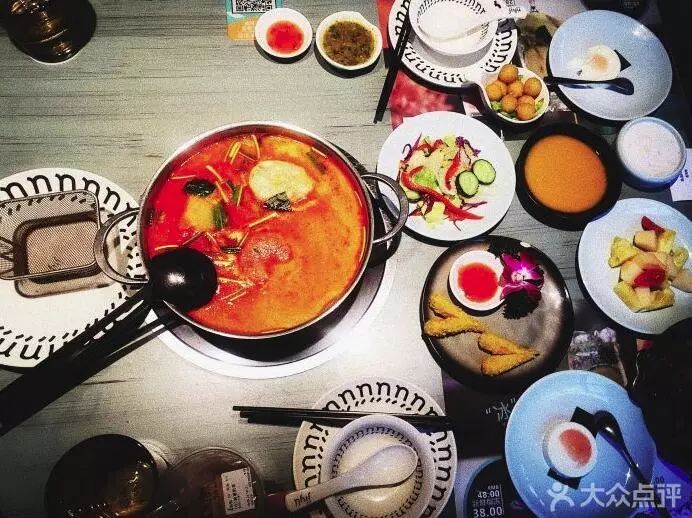 鎴愰兘蹇呭悆鎺掕姒滃墠鍗佸悕鍦版柟 (鎴愰兘鍚冮亶涓栫晫缇庨)