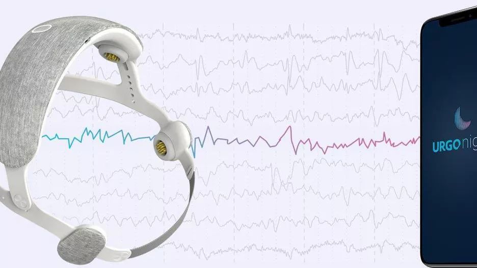 2019CES展上的炫酷设备：可看护家人的夜灯10秒刷完牙的牙刷