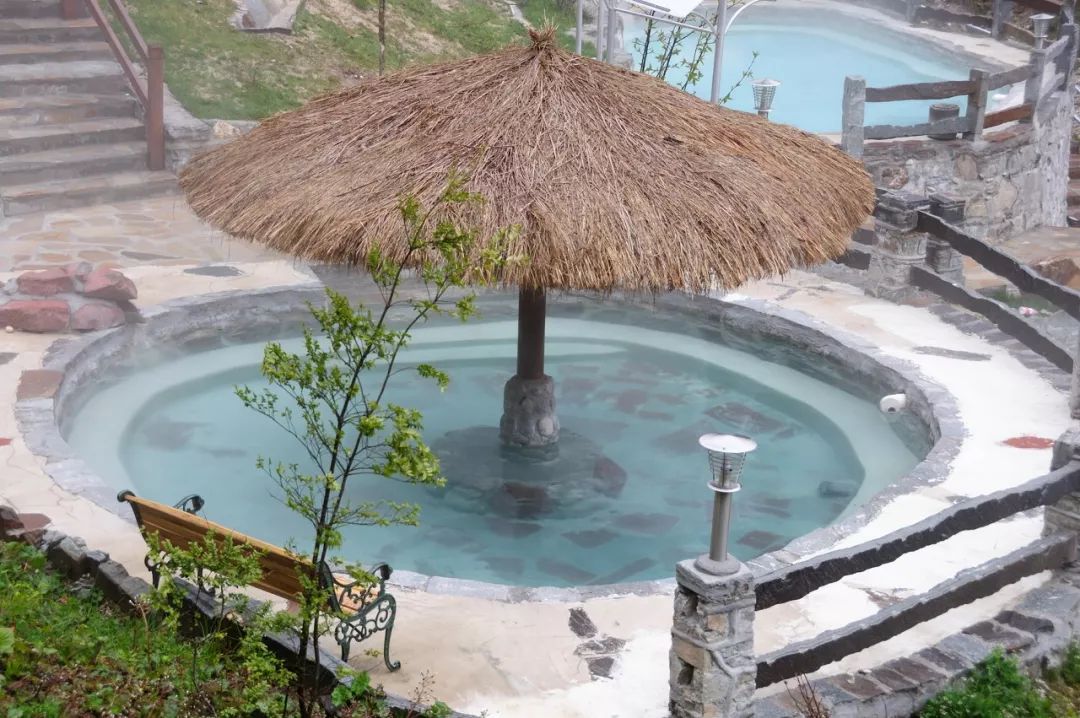 中国哪些温泉度假胜地,中国10大温泉