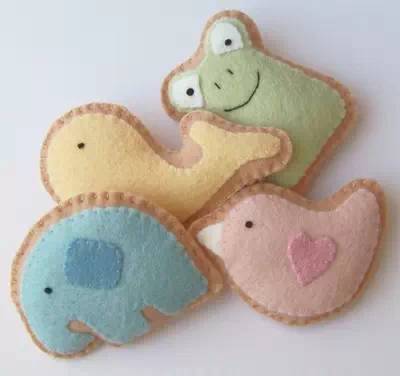 【布艺手工】这么美的花不用十分钟就做了出来！（附图解教程）