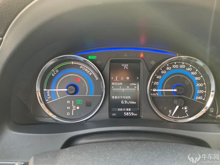 丰田卡罗拉双擎跑多少公里后省油,卡罗拉双擎精英版用什么模式省油