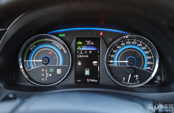 丰田卡罗拉双擎跑多少公里后省油,卡罗拉双擎精英版用什么模式省油