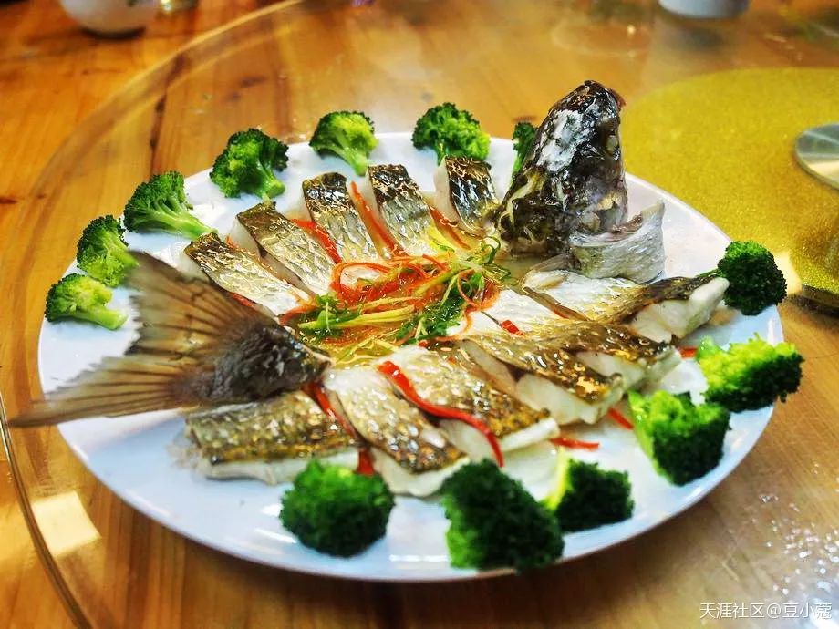 椋庡懗浜洪棿鍚冪殑鐪熼,椋庡懗浜洪棿娴峰崡涓囧畞