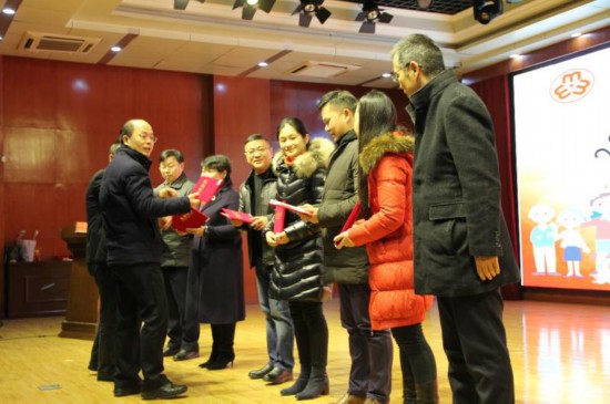 家庭教育新思维做智慧父母,优秀家长家庭教育心得