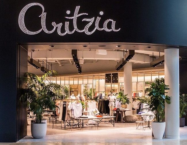 太平鸟张江波照片,太平鸟集团董事长张江平发家史