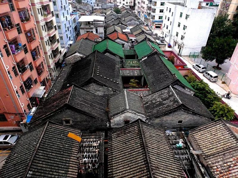 石岩离这里有多远,如今的石岩